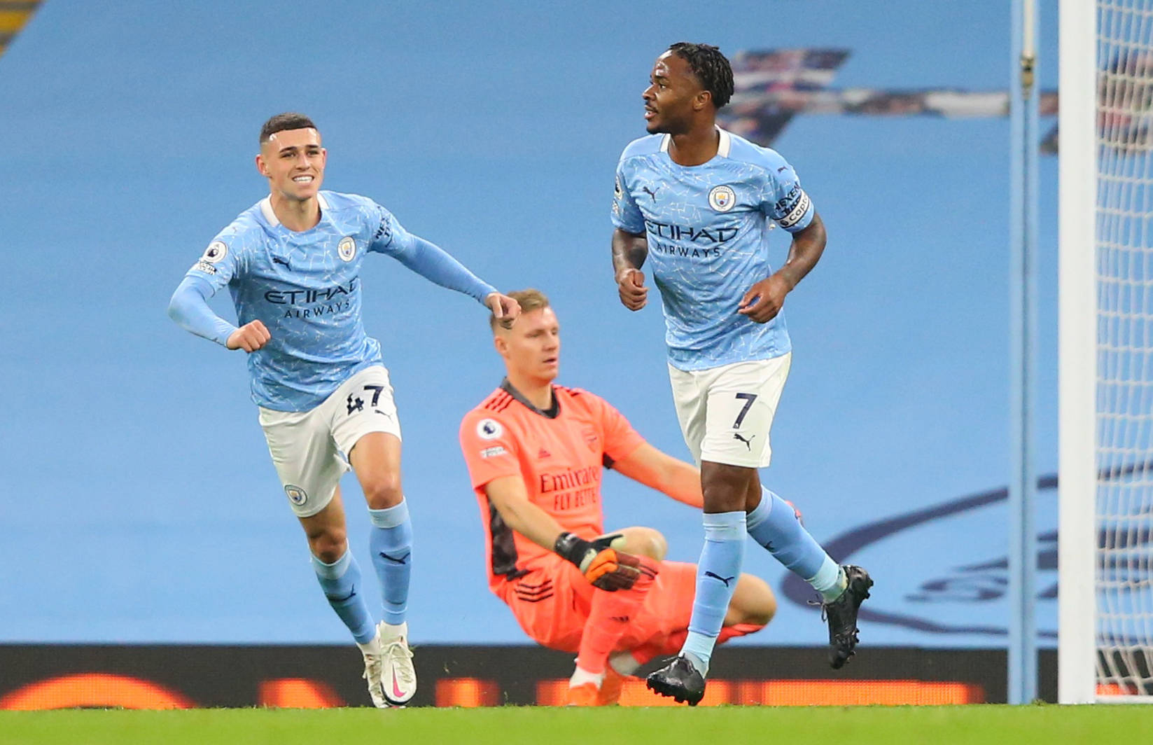 在对阵密集 在对阵密集